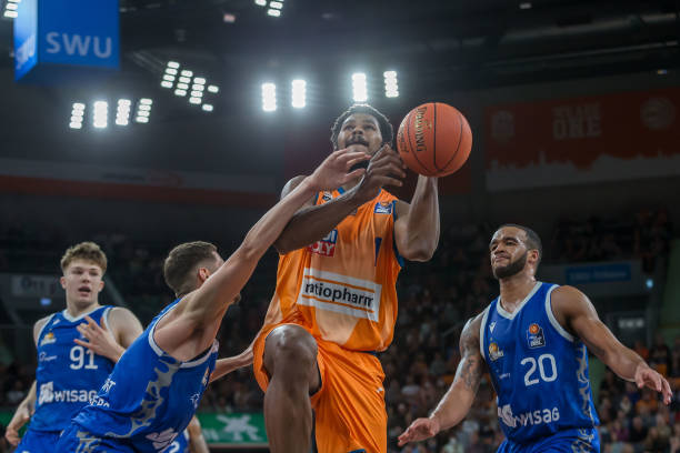 智能手机行 智能手机行